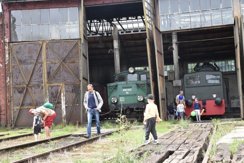  Lato z parowozami. Ponad tysiąc gości na kolejowym pikniku 