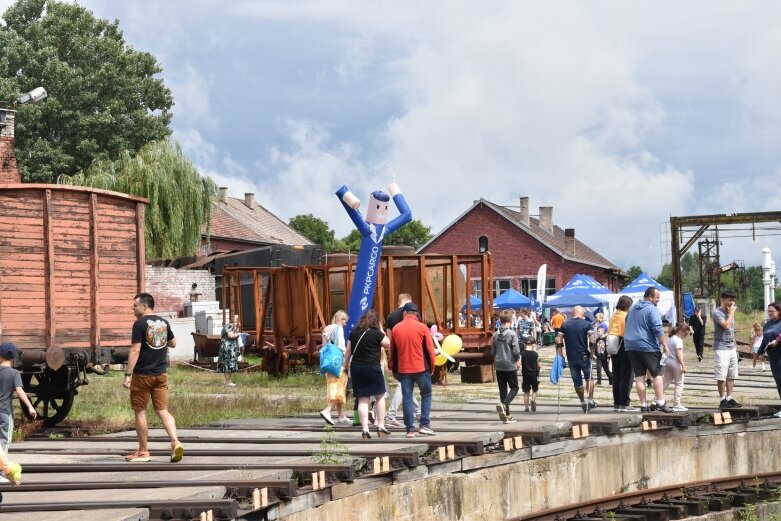  Lato z parowozami. Ponad tysiąc gości na kolejowym pikniku 