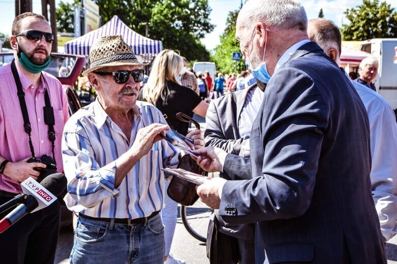  Macierewicz agitował w Skierniewicach 