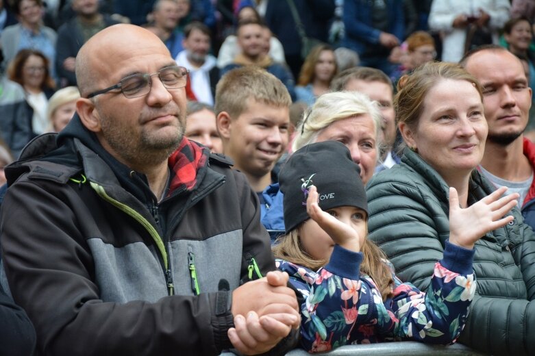  Mała scena, duża publiczność 