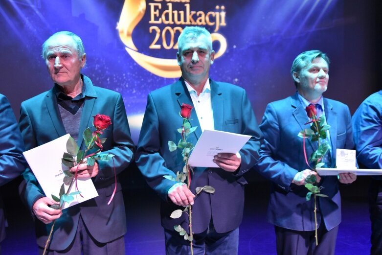  Miejska gala edukacji. Nauczyciele odebrali liczne nagrody i wyróżnienia 