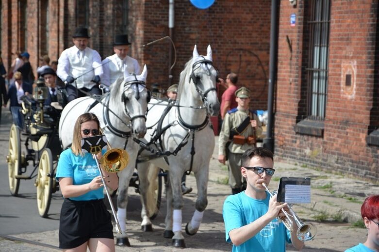  Miłość, radość, muzyka! Taka parada w Żyrardowie 