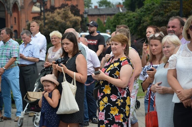  Momentami wzruszenie chwytało za serce. Zobaczcie ich święto 