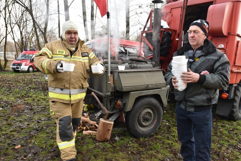  Morsy z całego regionu wykąpały się dla Agaty 