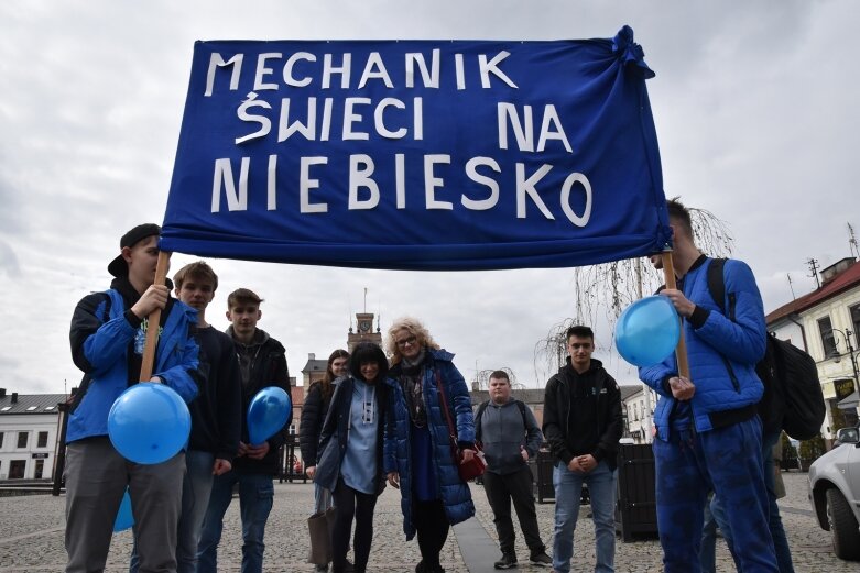  Na niebiesko. Obchody Dnia Świadomości Autyzmu 