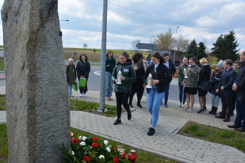  Na tę uroczystość przyjechali z Warszawy. Janusz Korczak należał do jej najbliższych współpracowników 