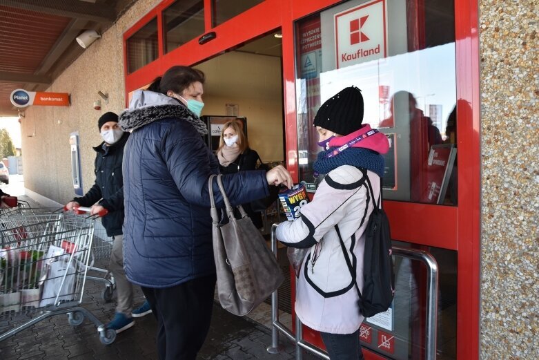  Na ulicach Skierniewic znów zagrała Wielka Orkiestra Świątecznej Pomocy 