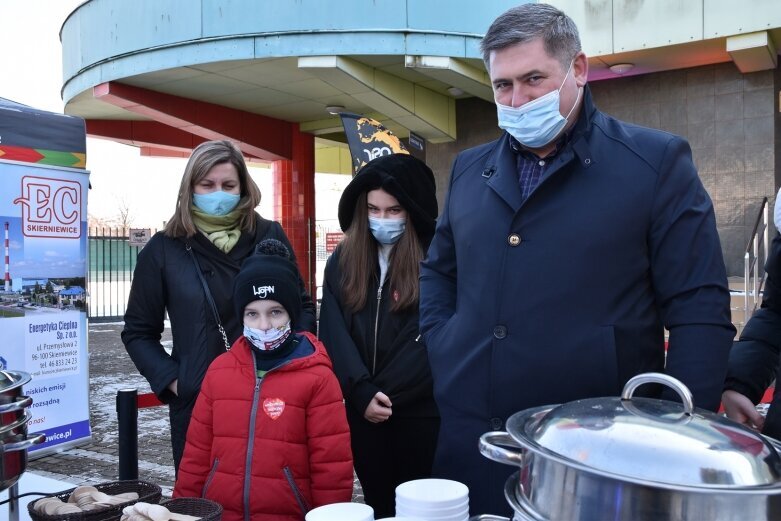  Na ulicach Skierniewic znów zagrała Wielka Orkiestra Świątecznej Pomocy 