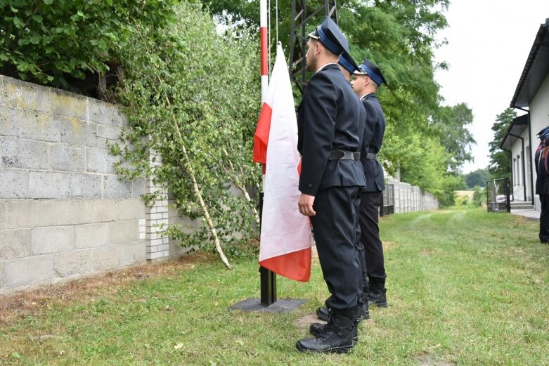  Nadanie sztandaru dla OSP Stary Rzędków 