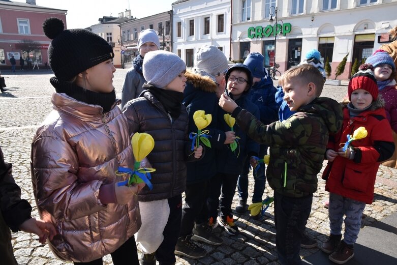  Najmłodsi manifestowali solidarność z Ukrainą 