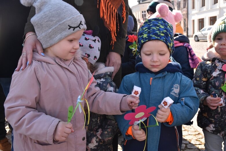  Najmłodsi manifestowali solidarność z Ukrainą 