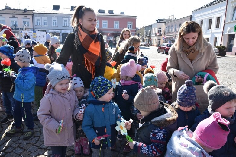  Najmłodsi manifestowali solidarność z Ukrainą 