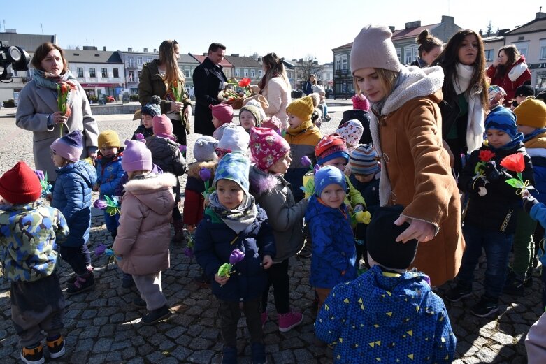  Najmłodsi manifestowali solidarność z Ukrainą 