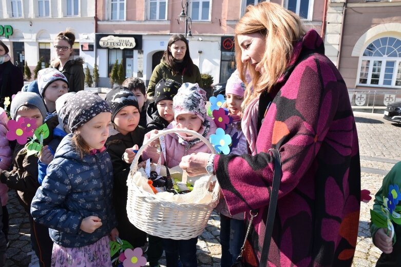  Najmłodsi manifestowali solidarność z Ukrainą 