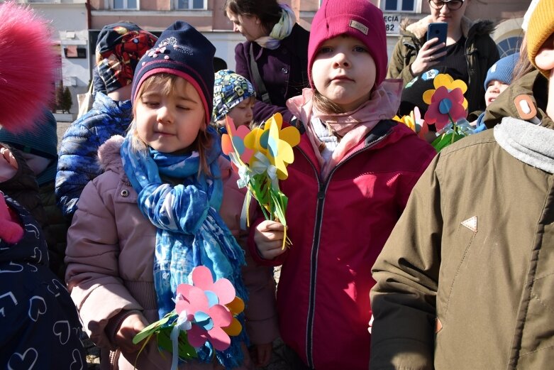  Najmłodsi manifestowali solidarność z Ukrainą 