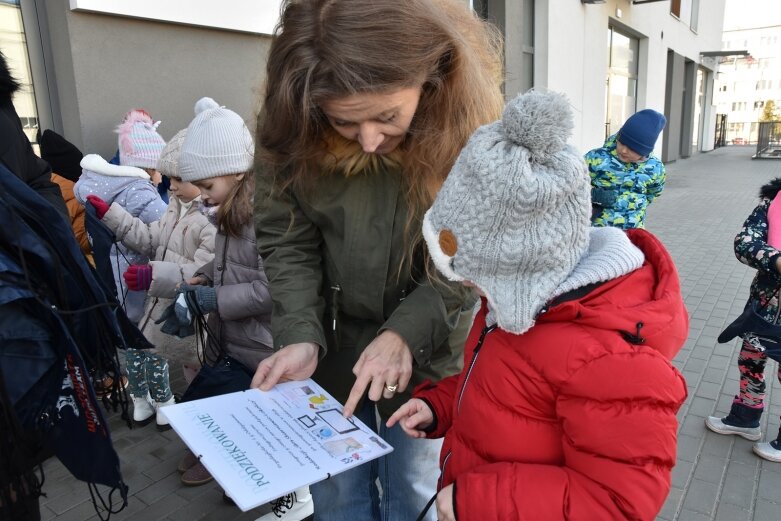  Najmłodsi zbierają elektrośmieci. Dziś podziękowali portalowi eglos za promocję akcji 