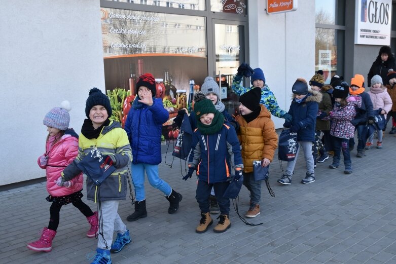  Najmłodsi zbierają elektrośmieci. Dziś podziękowali portalowi eglos za promocję akcji 