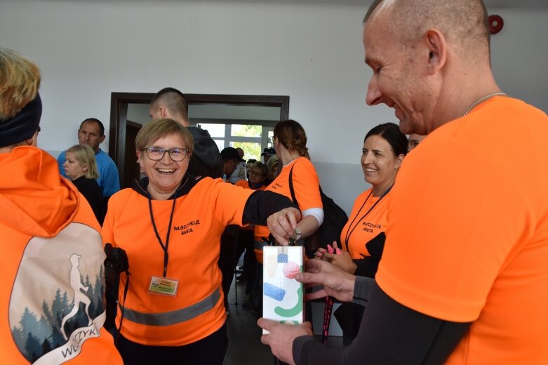 Najwytrwalsi mają przejść nawet 100 km