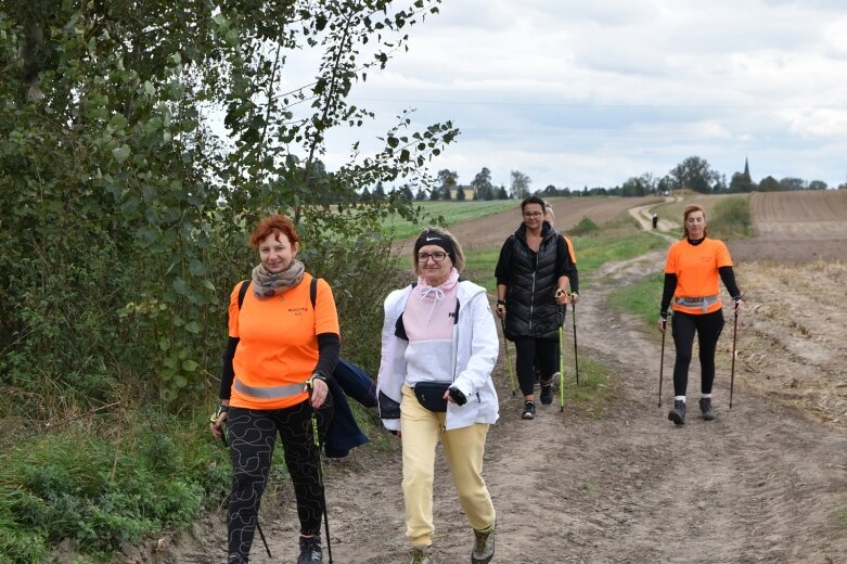  Najwytrwalsi mają przejść nawet 100 km 