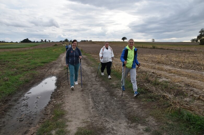  Najwytrwalsi mają przejść nawet 100 km 