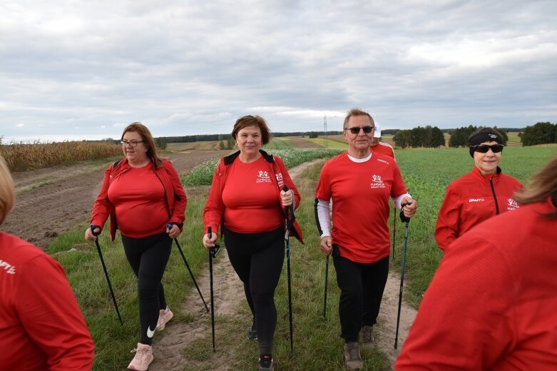  Najwytrwalsi mają przejść nawet 100 km 