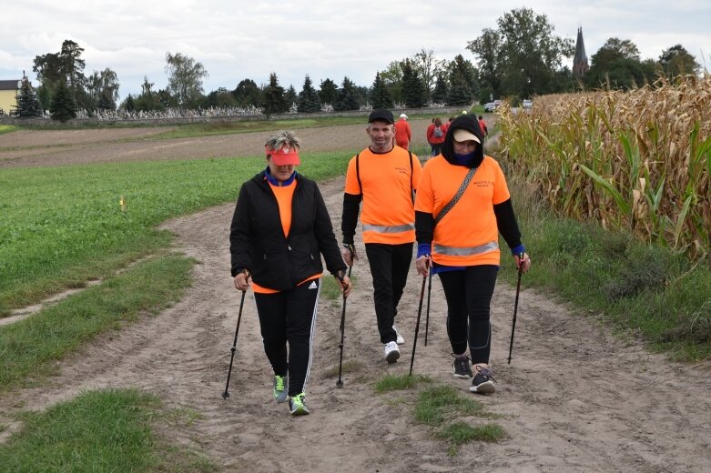  Najwytrwalsi mają przejść nawet 100 km 