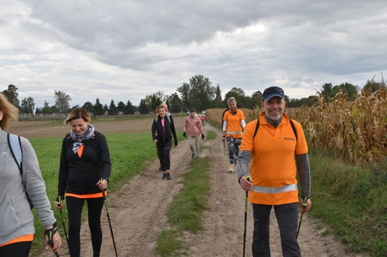  Najwytrwalsi mają przejść nawet 100 km 