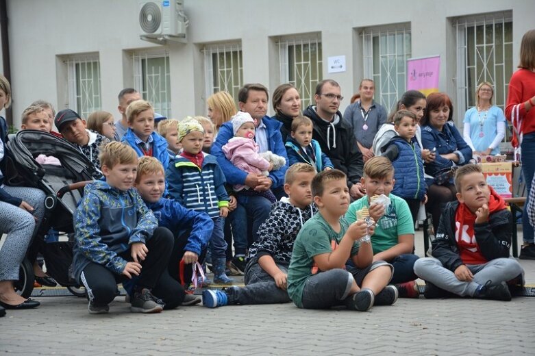  Nawet niebo im się rozchmurzyło 