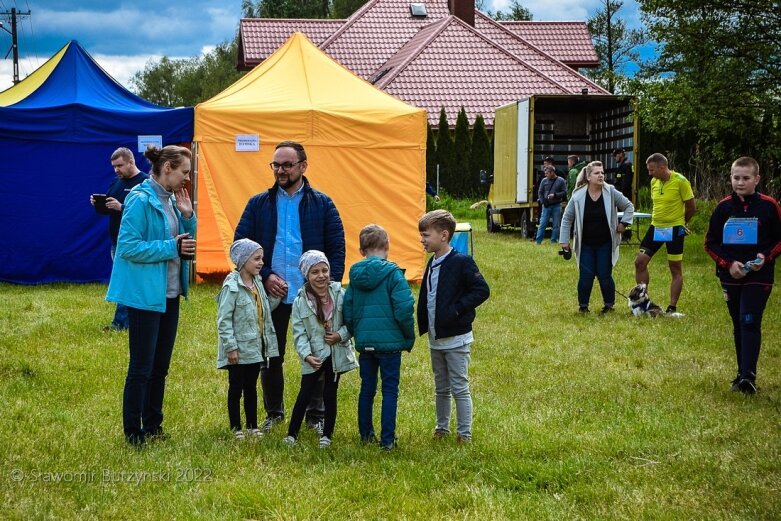  Niedzielny marszobieg bialskim sadami [ZDJĘCIA] 