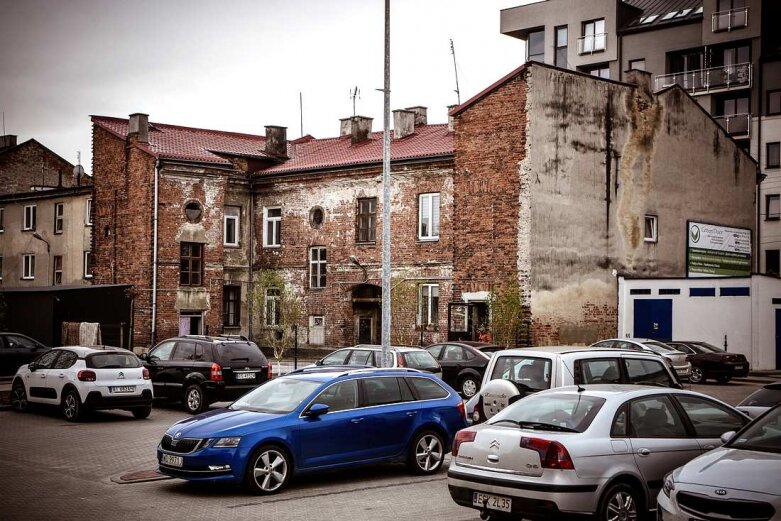  Nowy parking przy Jagiellońskiej już czynny [ZDJĘCIA] 