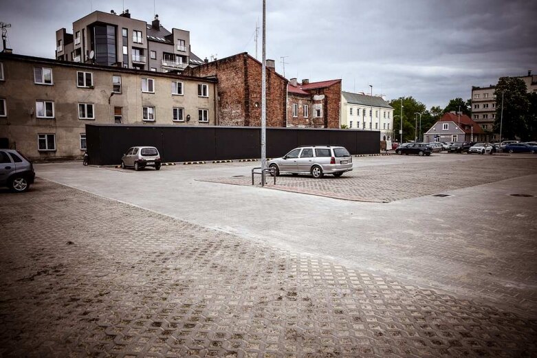  Nowy parking przy Jagiellońskiej już czynny [ZDJĘCIA] 