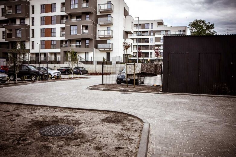  Nowy parking przy Jagiellońskiej już czynny [ZDJĘCIA] 