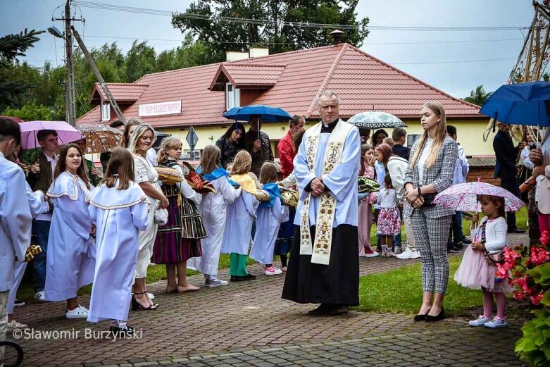  Odpust parafialny w Sierzchowach [ZDJĘCIA] 