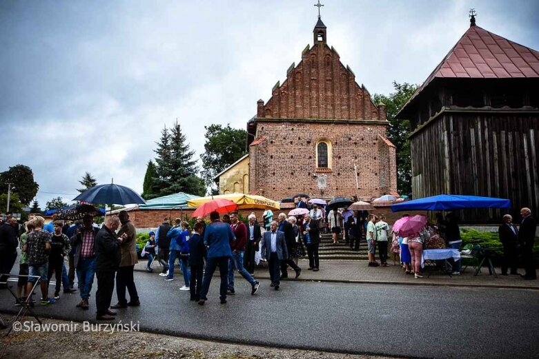  Odpust parafialny w Sierzchowach [ZDJĘCIA] 