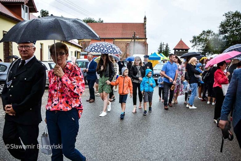  Odpust parafialny w Sierzchowach [ZDJĘCIA] 