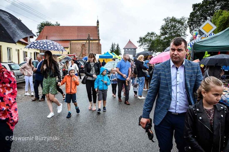  Odpust parafialny w Sierzchowach [ZDJĘCIA] 