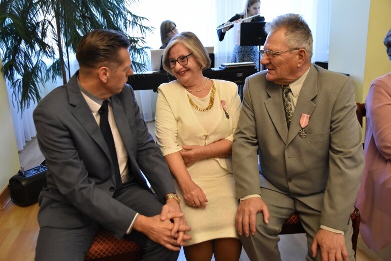  Odznaczeni medalami za długoletnie pożycie małżeńskie 