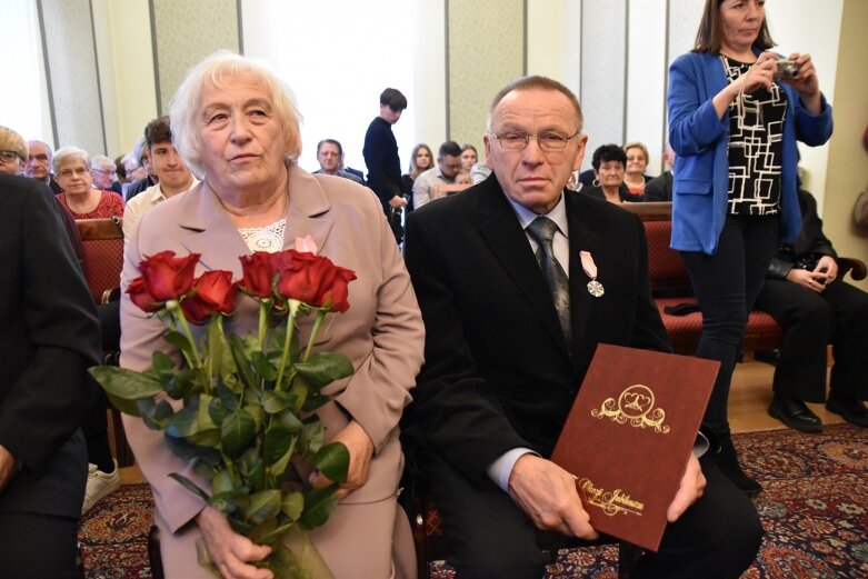  Odznaczeni medalami za długoletnie pożycie małżeńskie 