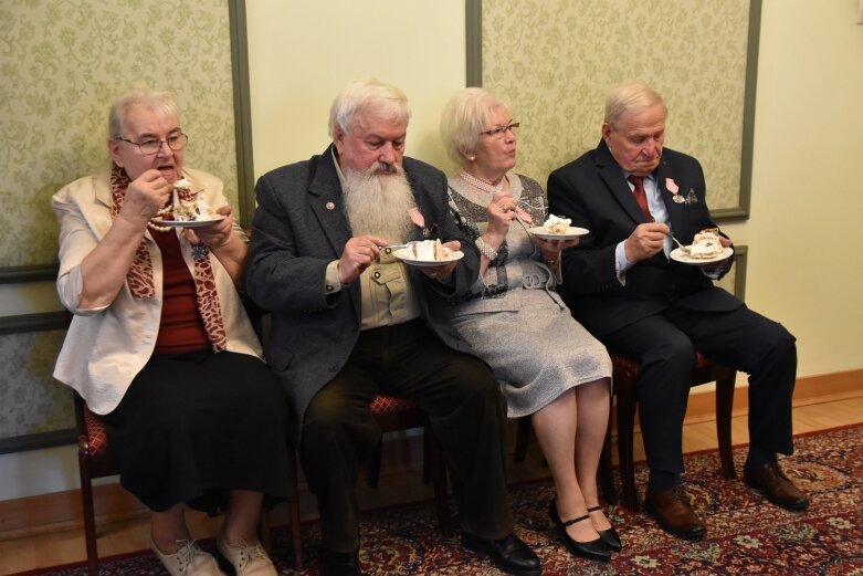  Odznaczeni medalami za długoletnie pożycie małżeńskie 