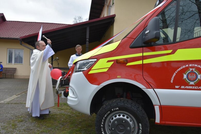  OSP Samice ma nowe auto 