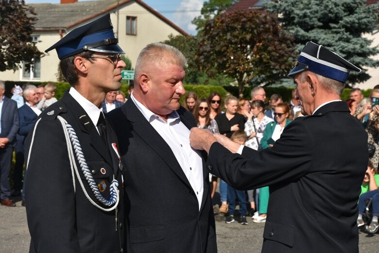  OSP Wysokienice ma nowy wóz strażacki 