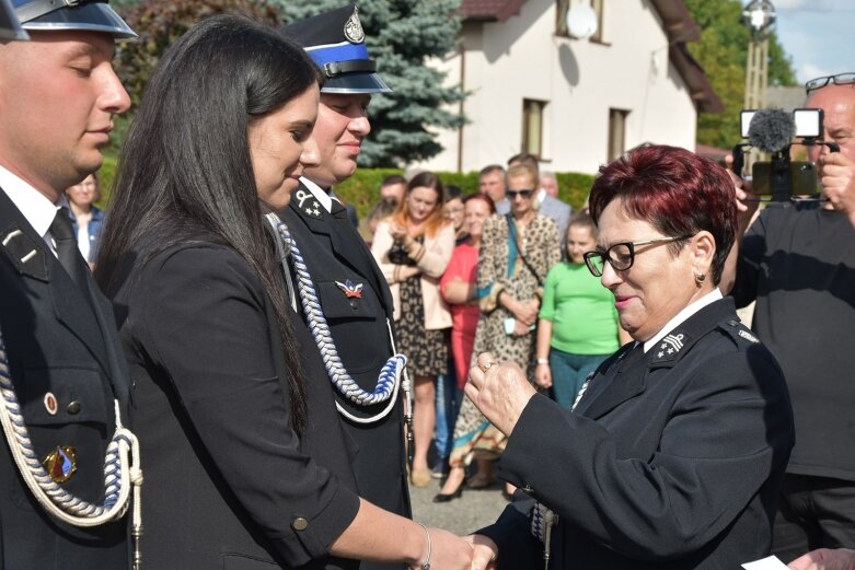  OSP Wysokienice ma nowy wóz strażacki 