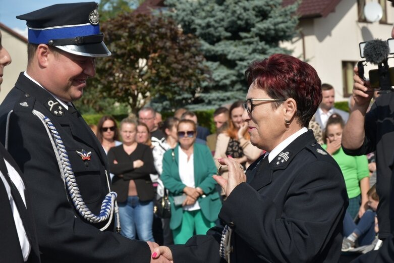  OSP Wysokienice ma nowy wóz strażacki 