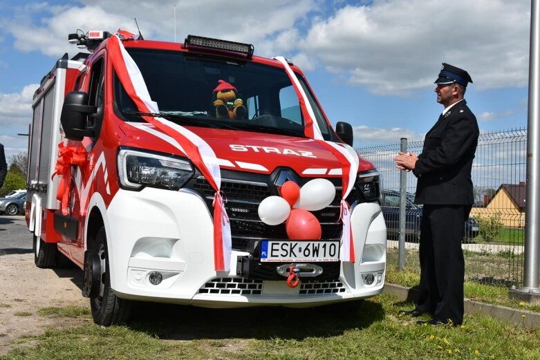  OSP Złota ma nowy wóz 