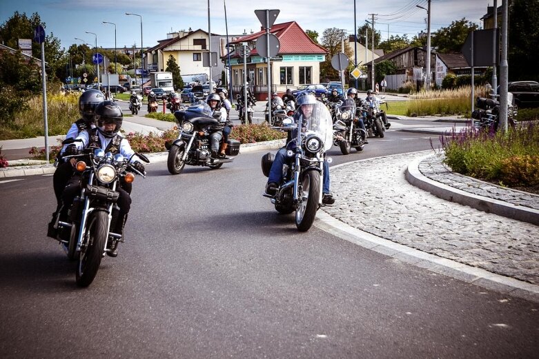  Parada motocyklistów w Skierniewicach. Mamy ich zdjęcia 