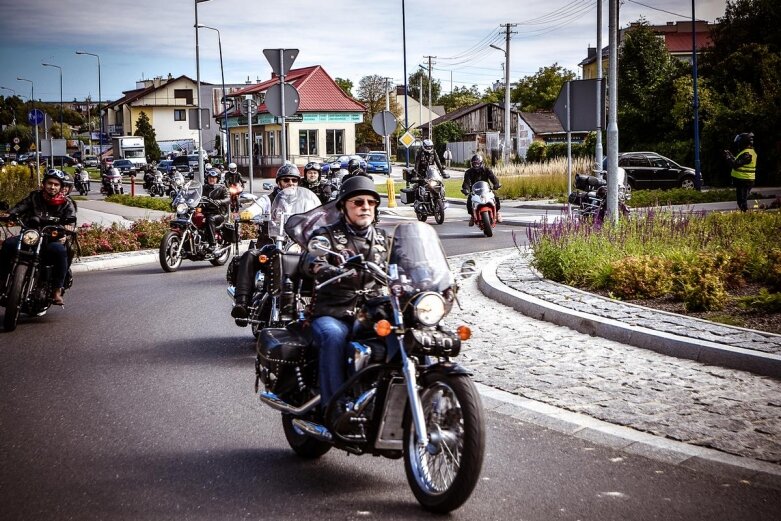  Parada motocyklistów w Skierniewicach. Mamy ich zdjęcia 