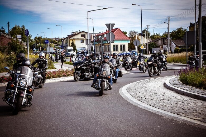  Parada motocyklistów w Skierniewicach. Mamy ich zdjęcia 