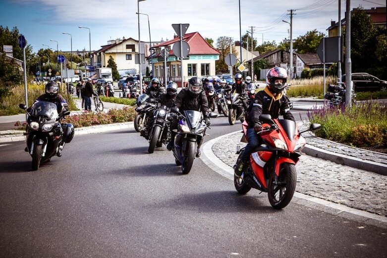  Parada motocyklistów w Skierniewicach. Mamy ich zdjęcia 