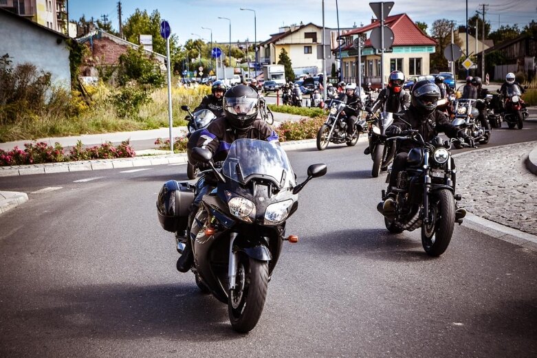  Parada motocyklistów w Skierniewicach. Mamy ich zdjęcia 