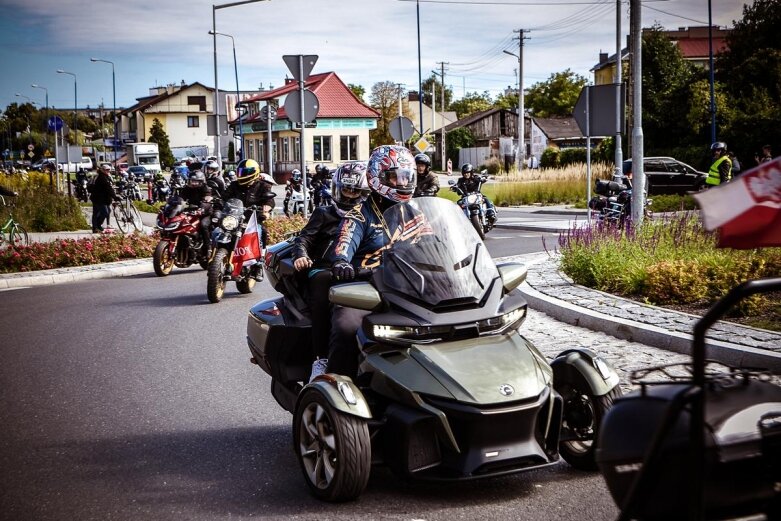  Parada motocyklistów w Skierniewicach. Mamy ich zdjęcia 